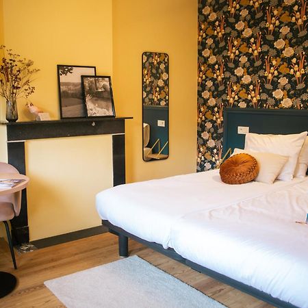 B&B Het Notarishuis - Authentiek Verblijf Nabij Maastricht 富伦 外观 照片