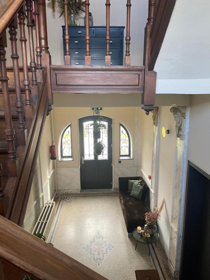 B&B Het Notarishuis - Authentiek Verblijf Nabij Maastricht 富伦 外观 照片