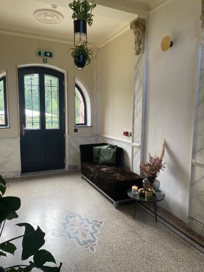 B&B Het Notarishuis - Authentiek Verblijf Nabij Maastricht 富伦 外观 照片