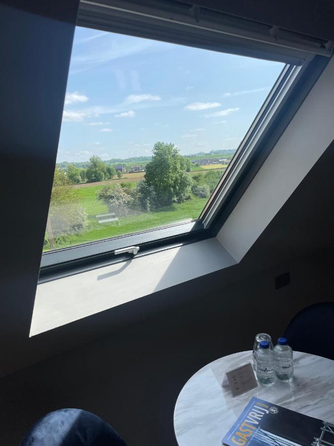 B&B Het Notarishuis - Authentiek Verblijf Nabij Maastricht 富伦 外观 照片