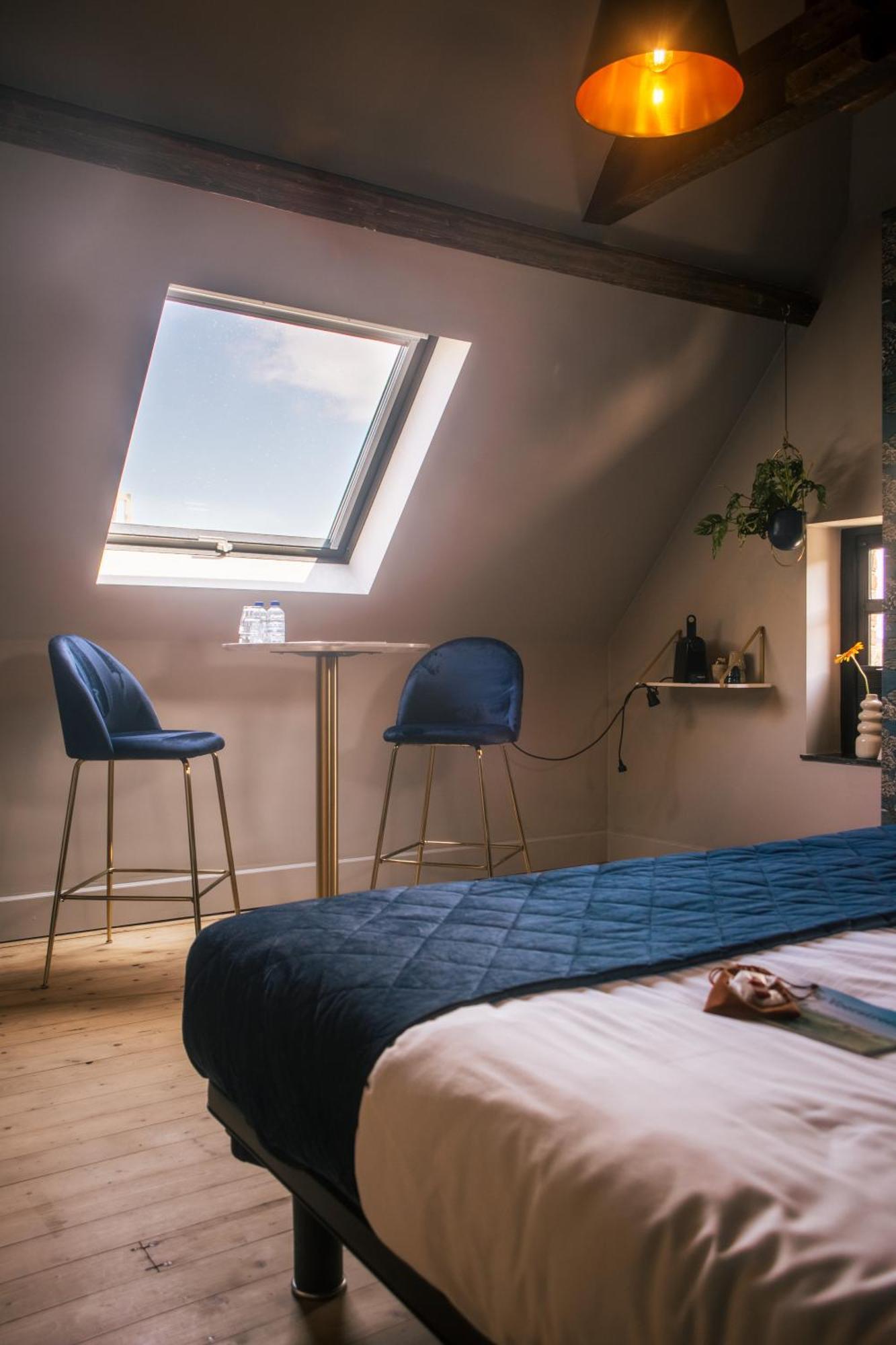 B&B Het Notarishuis - Authentiek Verblijf Nabij Maastricht 富伦 外观 照片